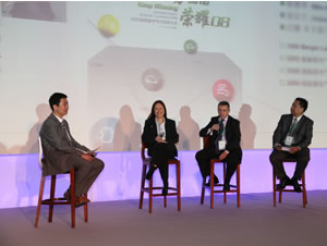 onclick="javascript:window.open(this.src);"