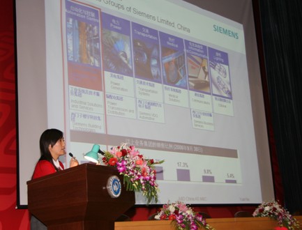 onclick="javascript:window.open(this.src);"